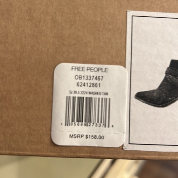 Free People Leather Ankle Boots NWT - Picture 10 of 10